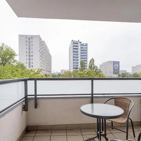 Urban Chic - Rondo Onz - Luxury - 2 Bedrooms - Pereca Street Apartment *