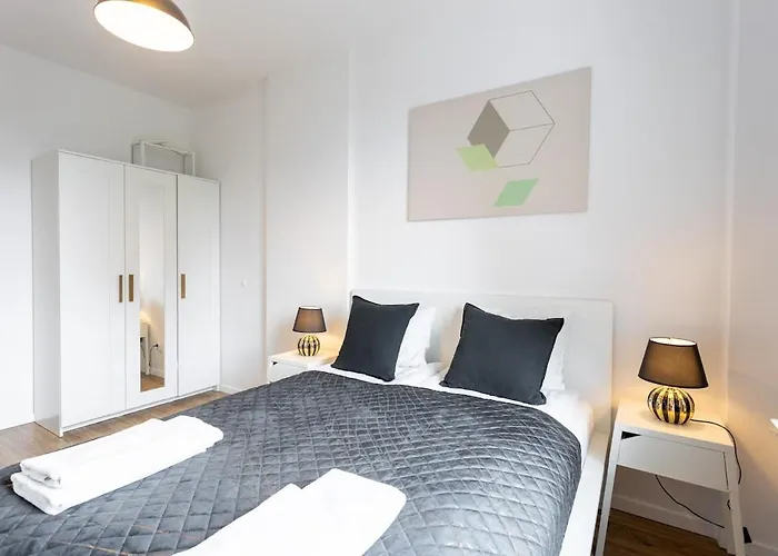 Apartament Urban Chic - Luxury 2-bedroom In Center, Pereca Street